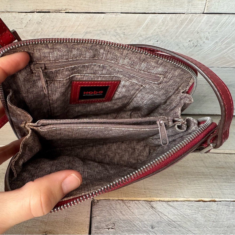 HOBO Red Leather Crossbody Bag - Picture 8 of 10